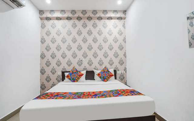 FabExpress Aditya Grand