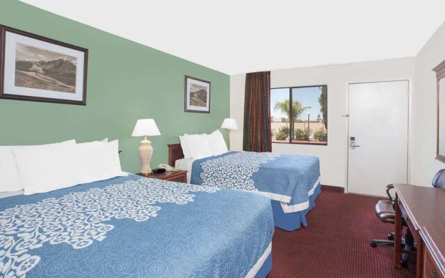 Days Inn Lost Hills