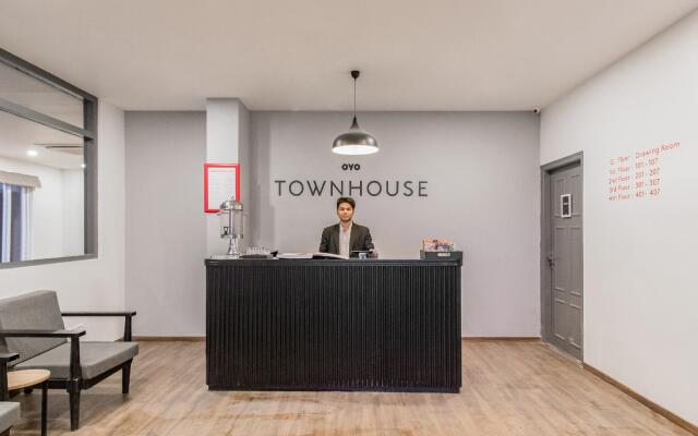 OYO Townhouse 93 Ramamurthy Nagar