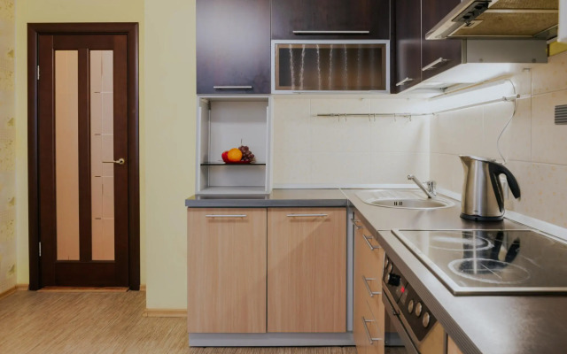 Золотой ключ на улице Авиаторов 42