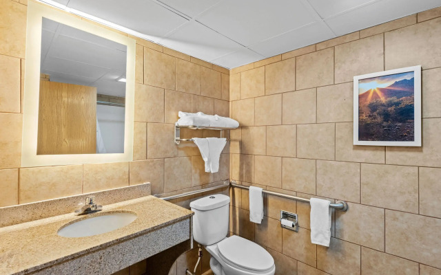 Days Inn by Wyndham Ames