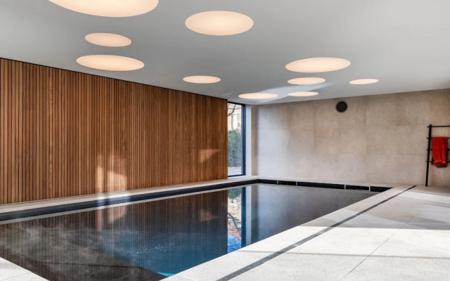 Nice Villa in Koksijde With Indoor Pool
