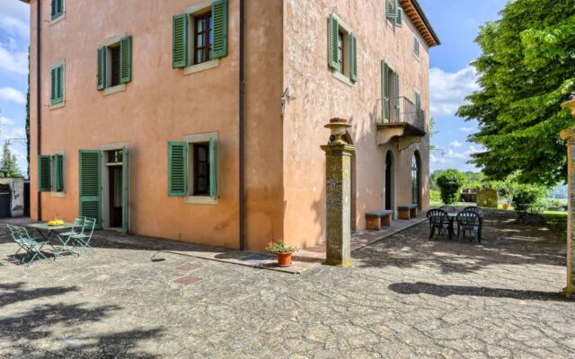 Chiantishire Retreat 25356