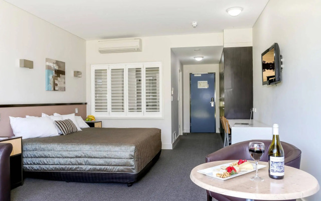 Macquarie 4 Star
