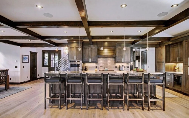 The Bogart House 5 Bedroom Home