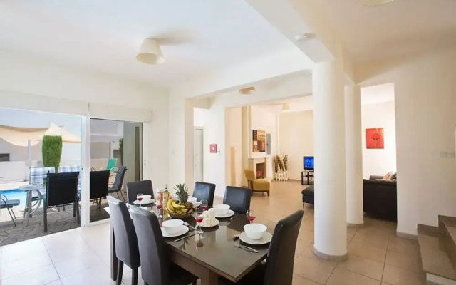 Beautiful Villa With Private Pool, Protaras Villa 1258