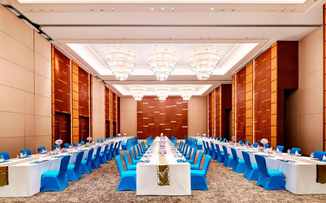 Aloft Dongguan Dynamic Town