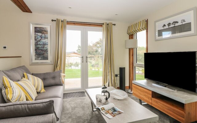 5 Faraway Fields, Liskeard