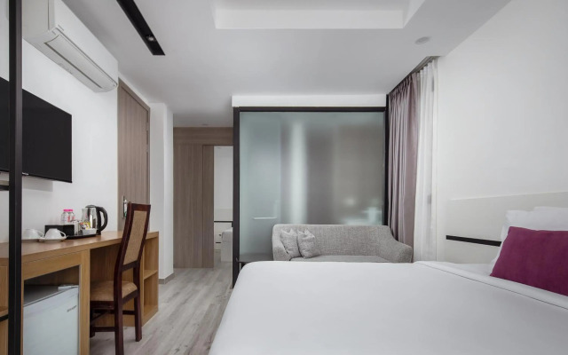 King Grand Boutique Hotel