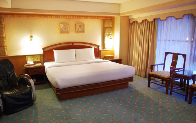 KDM Hotel
