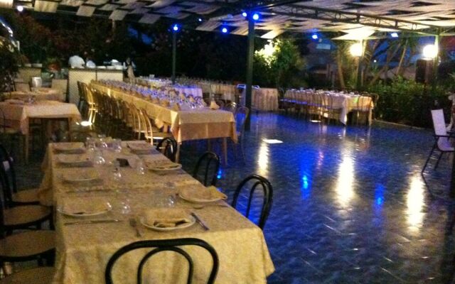 Hotel Roxana