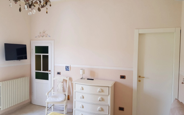 Villa Liberty il Lauro Bed and Breakfast