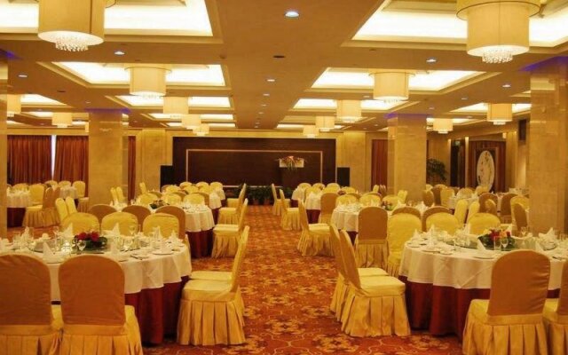 Xinbai Grand Hotel