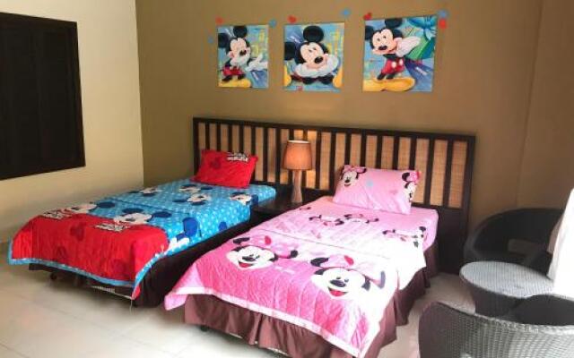 Gold Coast Morib Mickey House