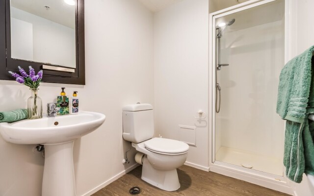 Penthouse with Mezzanine & Harbor Views