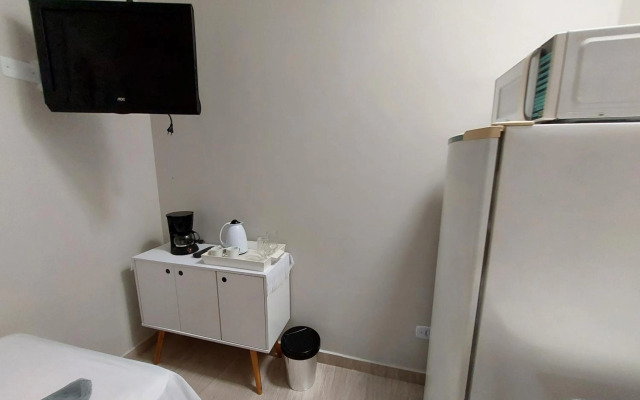 Kitnets bem localizada, próx ao centro!