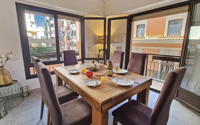 Attractive City Center Apartment