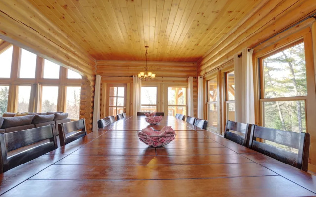 Fiddler Lake Resort
