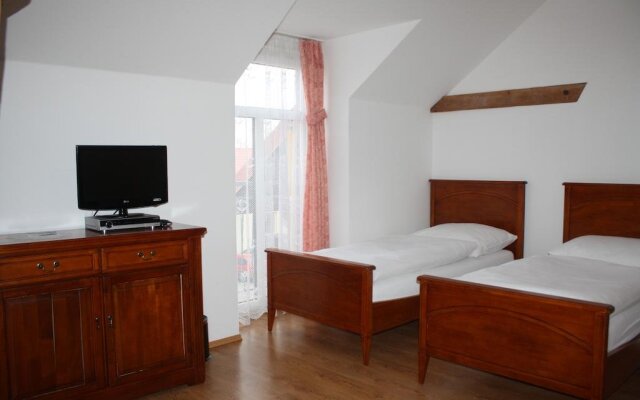 Hotel Lony