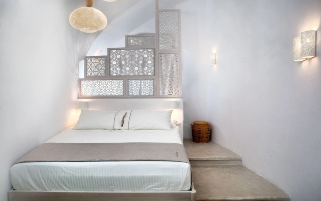 Antithesis Hotel