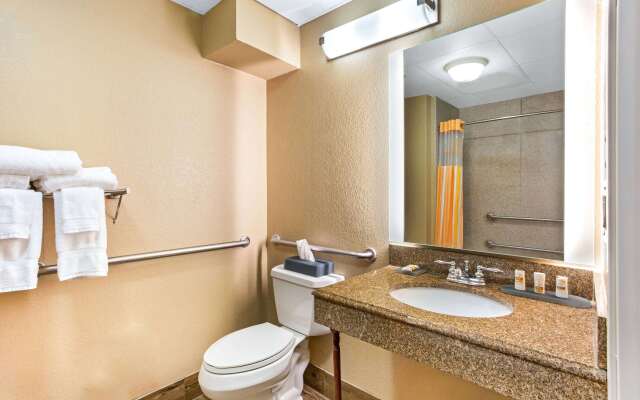 La Quinta Inn & Suites by Wyndham Boone University