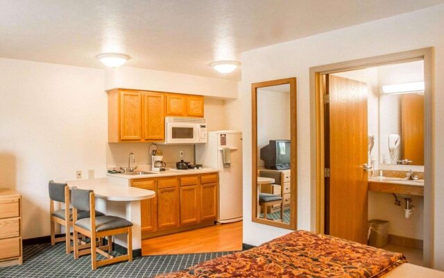 Birch Hill Suites Dayton - WP AFB