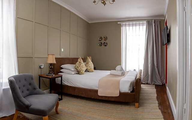The Oakhouse Hotel