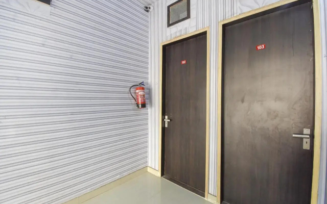KT Homes by OYO Rooms