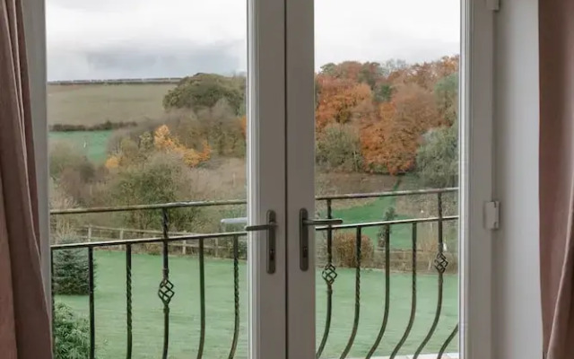 Luxury Langtoft Stud - Sleeps 10