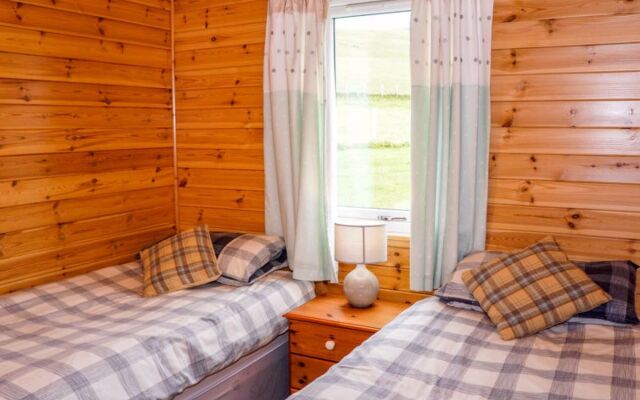 Loch Leven Lodge 4