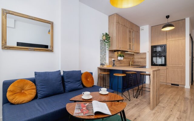 Apartment With Large Balcony by Renters