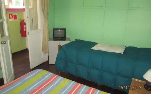 Hostal Chaptex - Hostel