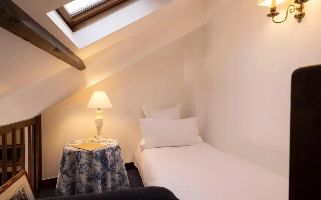 Relais Hotel Du Vieux Paris