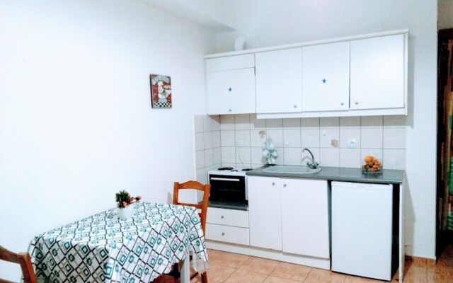 Studios Aretousa