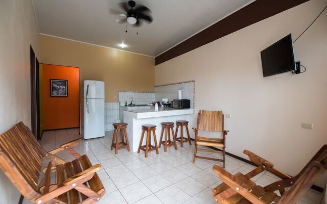 Apartamentos QR La Fortuna - Adults Only