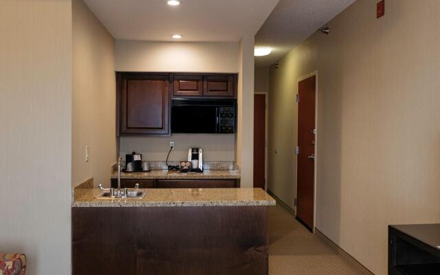 Holiday Inn Express Hotel & Suites Olathe North by IHG
