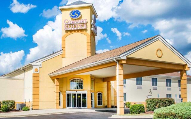 Quality Suites Waldorf