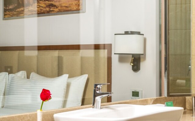 Golden Tulip Jalandhar