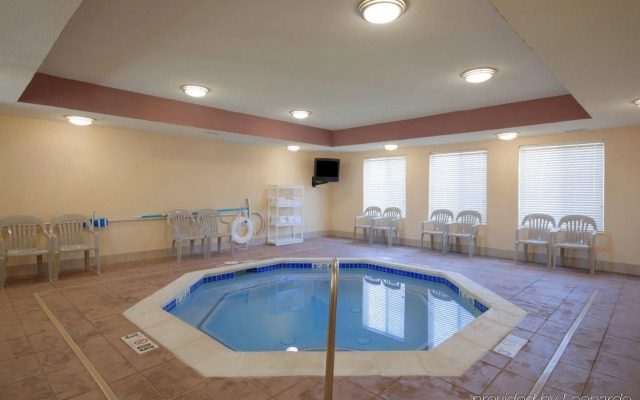Americas Best Value Inn St. Robert