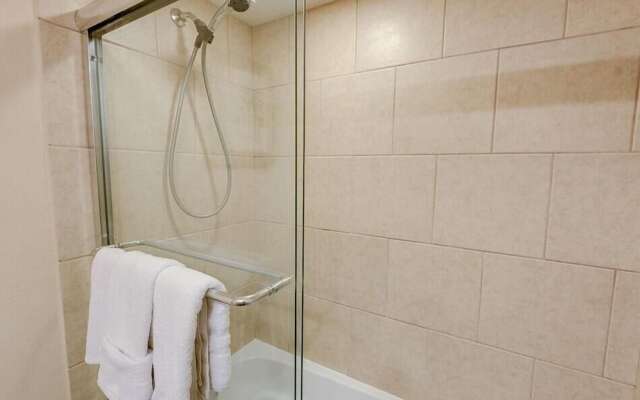 Sugar Beach 230 by RedAwning