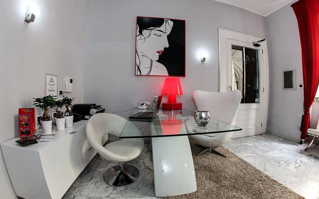 H Rooms Boutique Hotel