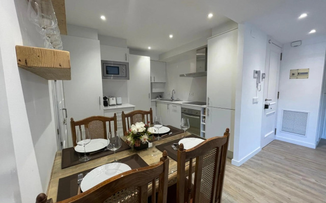 Modern apartment in the heart of Old Town Girona