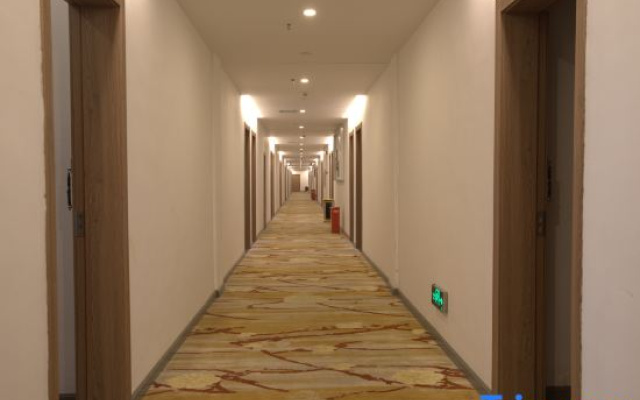 Shengyi Hotel (Yichang Hongqiao International Branch)