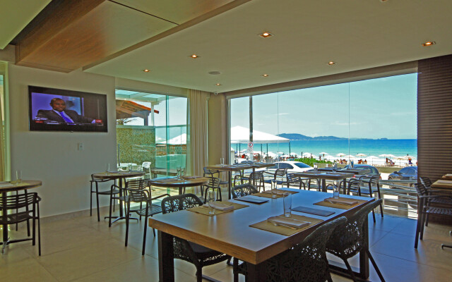 Paradiso Pero Praia Hotel