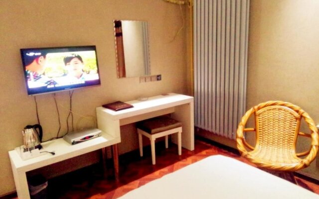 Longbai Business Hotel