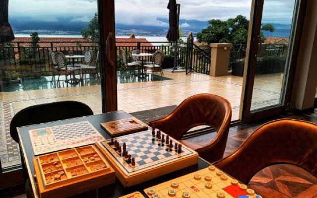 Haizhaoshan Dali Haidongfang Sea View Resort Villa