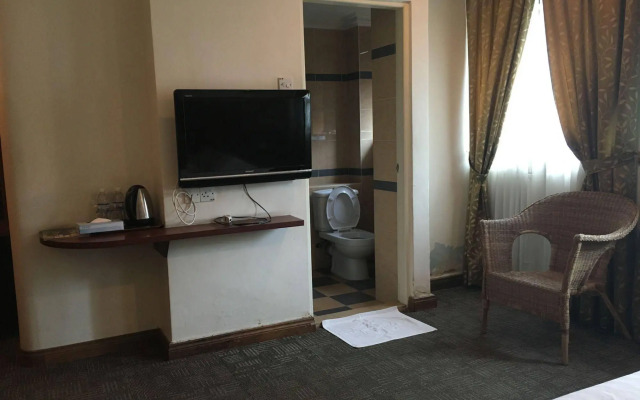 OYO Capital O 89695 Planters Hotel