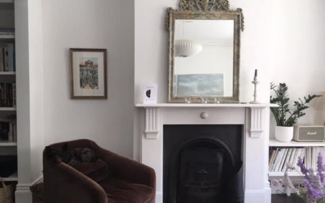 3 Bedroom Family Home In Brighton Sleeps 6