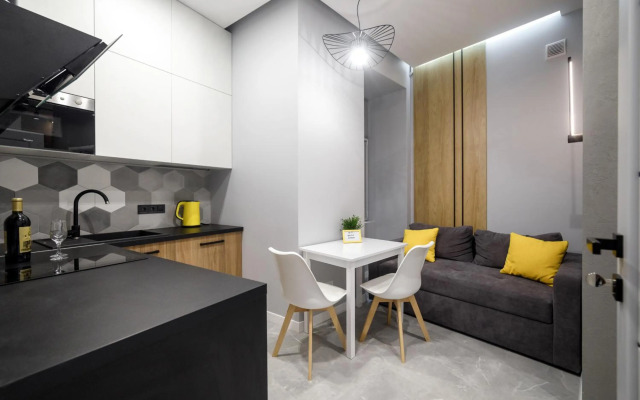 Royal apartment on Hmelnytskogo 37