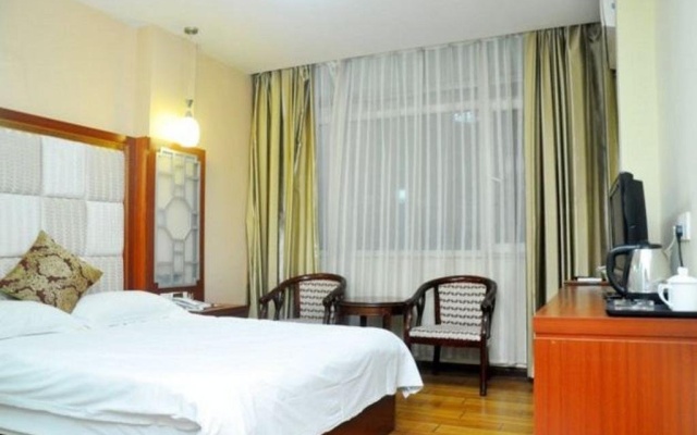 Ruyue Express Hotel – Guest Rooms – Linyi